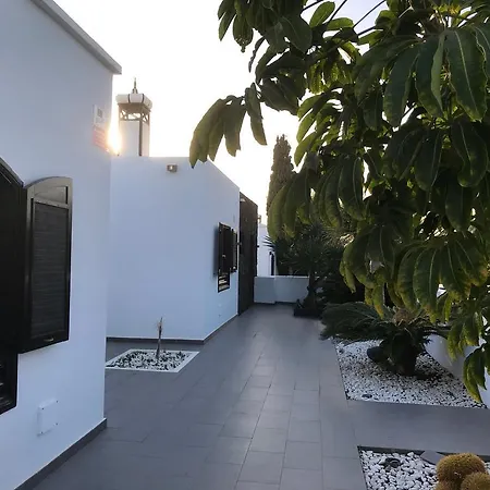 Risco Prieto Villa Puerto del Carmen (Lanzarote)